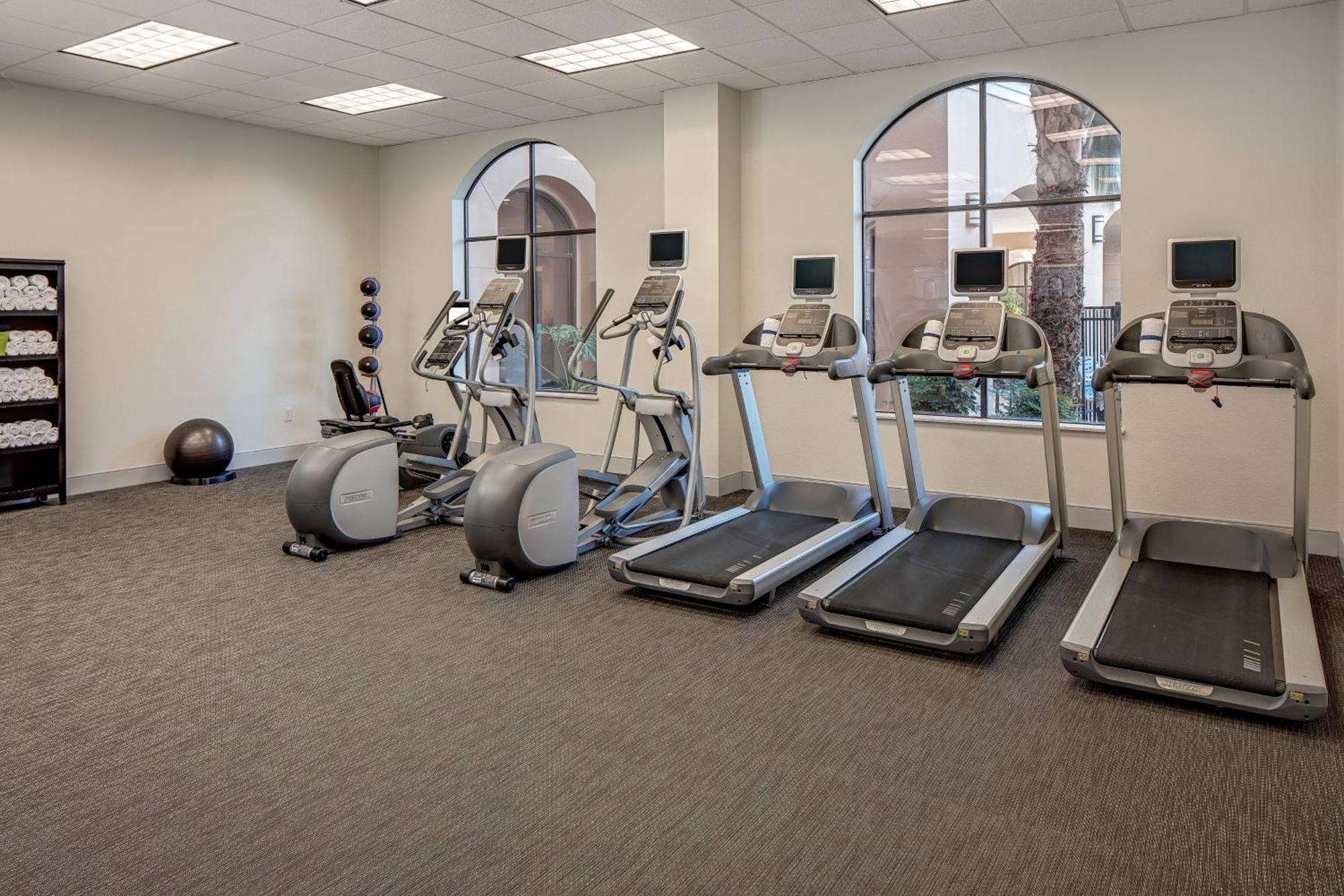 Courtyard By Marriott San Antonio Seaworld/Westover Hills Экстерьер фото